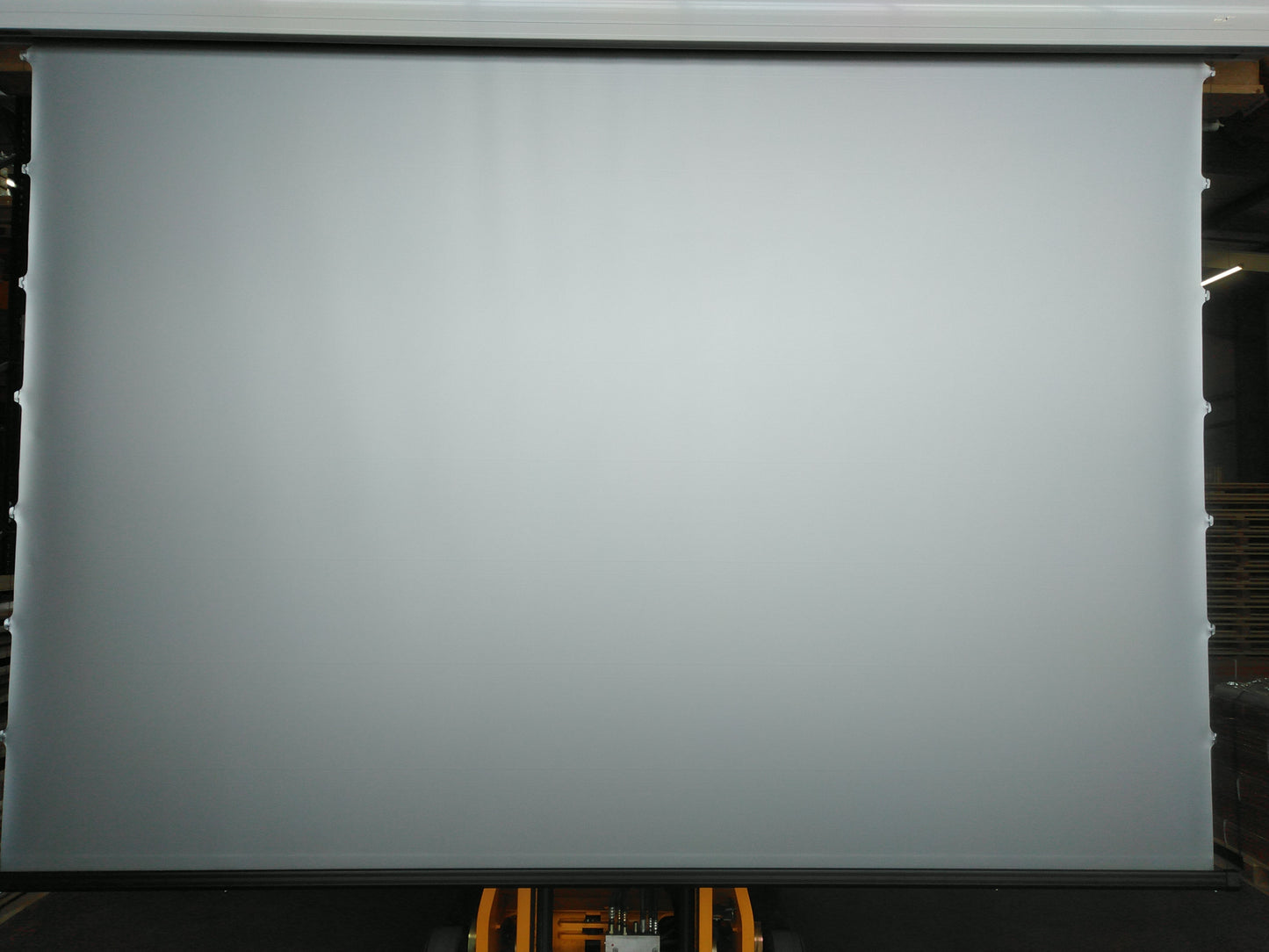 Used - Like new // DAYWALKER DW3 TAB TENSION - CineGrey 4D (ALR) / 16:9 / 110" (244x137 / Top-Drop 30cm) // B-DWN120XHD3-E12 -252H02667